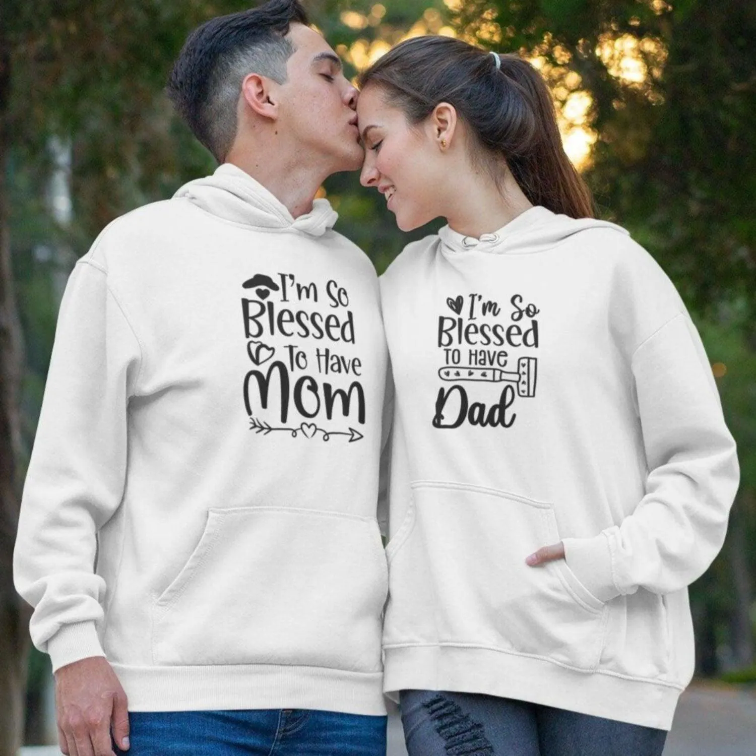 Matching Set: Dad/Mom Hoodie & Lovers T-shirt - Perfect Gift Idea for Couples & Parents!